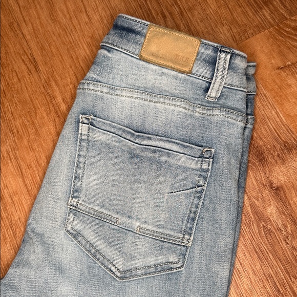 Women’s BKE Parker Faded Blue Jeans Light Wash size 27 - Picture 2 of 11